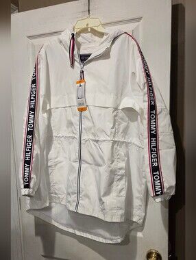 TOMMY HILFIGER WINDBREAKER